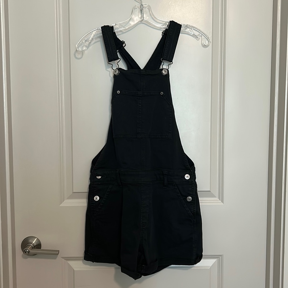 AE Black Overall shorts